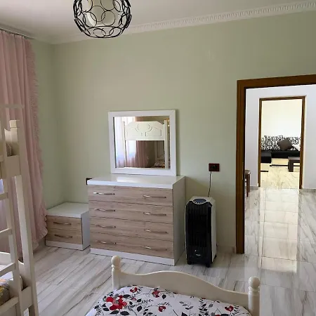 Luis Luxury Vlorë