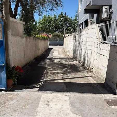 Luis Luxury Vlorë