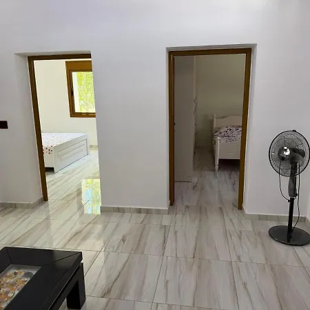 Luis Luxury Vlorë