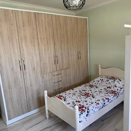 Luis Luxury Vlorë